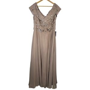 XSCAPE Womens Size 18 Taupe Beaded Off Shoulder V Neck Formal Evening Gown Dress